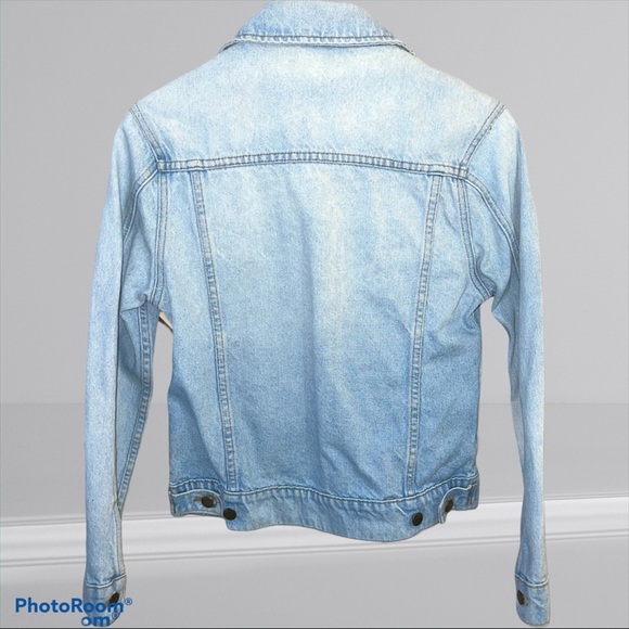 American Apparel Oversized Light Denim Jacket - Picture 5 of 10